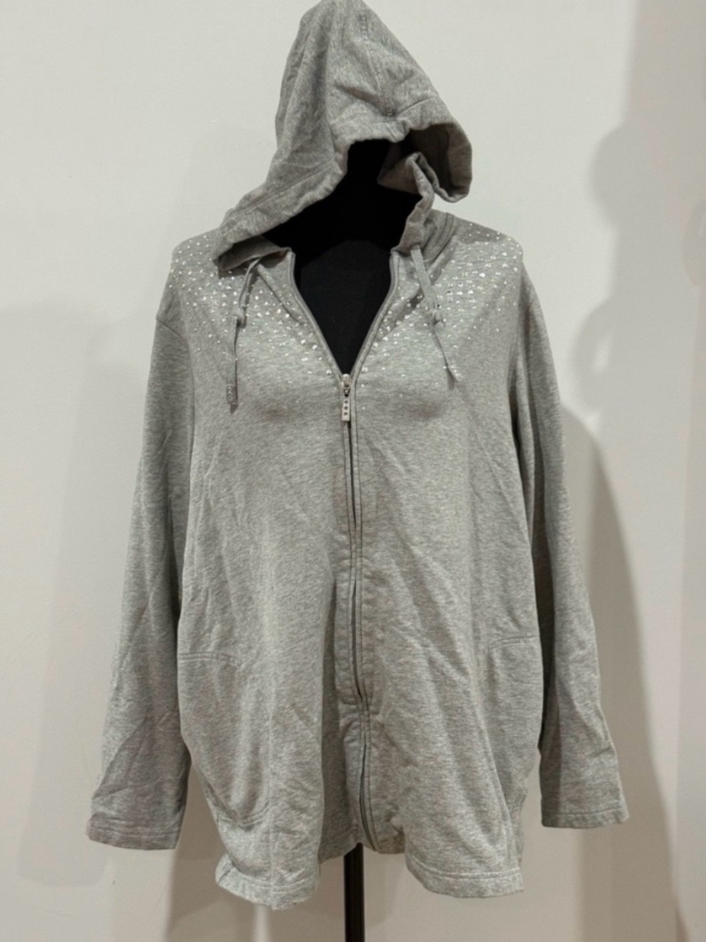 Quacker Factory hoodie. XL Full zipper, studded jewels and pockets